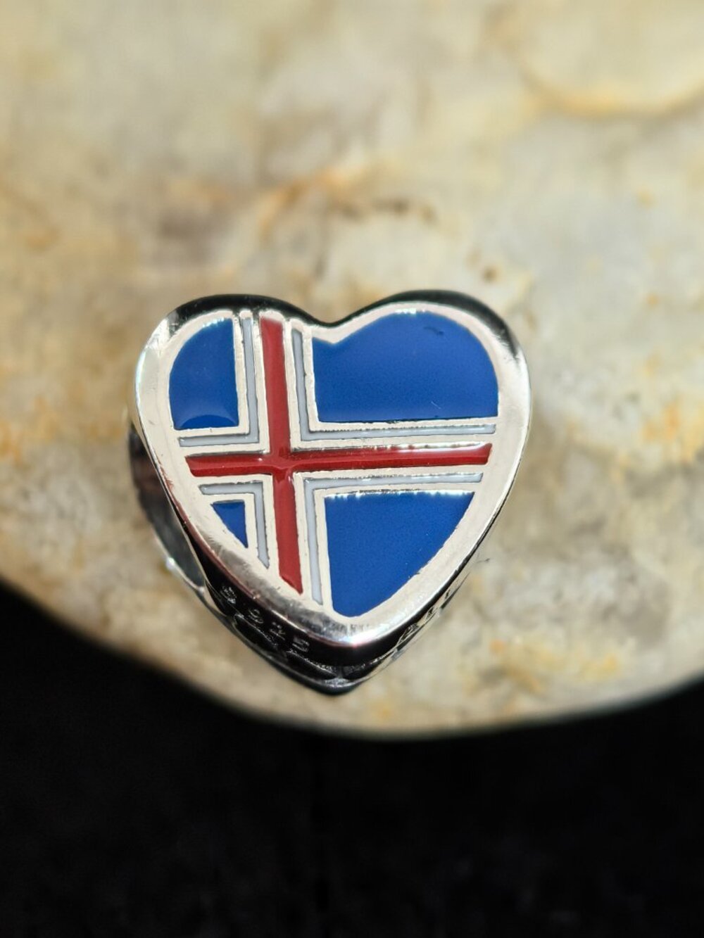 Pandora Love Iceland Exclusive Travel Heart Charm, S925 Silver Jewelry (Women's)